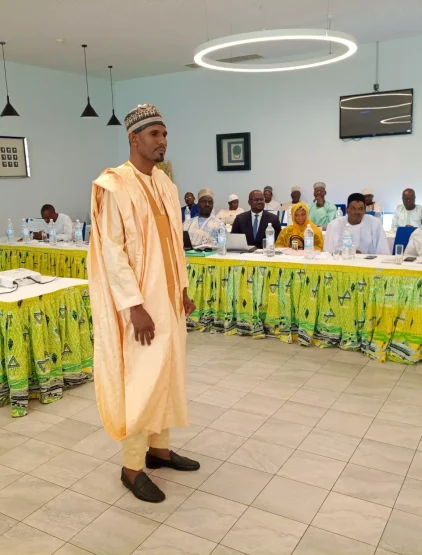 AnyConv.com__transport urbain de Garoua par bus électriques 1