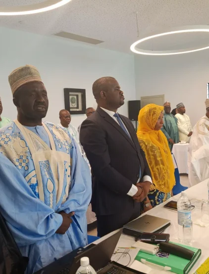 AnyConv.com__transport urbain de Garoua par bus électriques 9